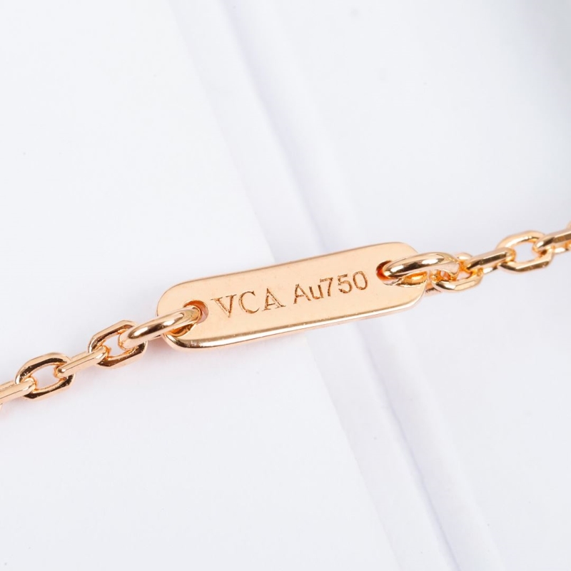 Vca Necklaces